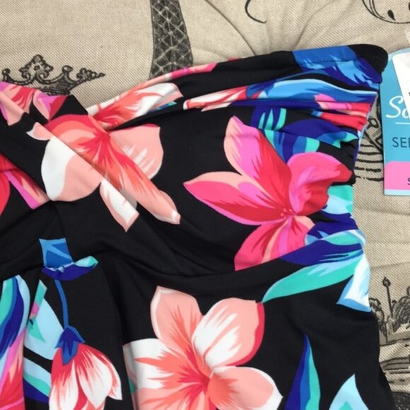 Swim Solutions Flyaway Swim Top - Picture 6 of 9